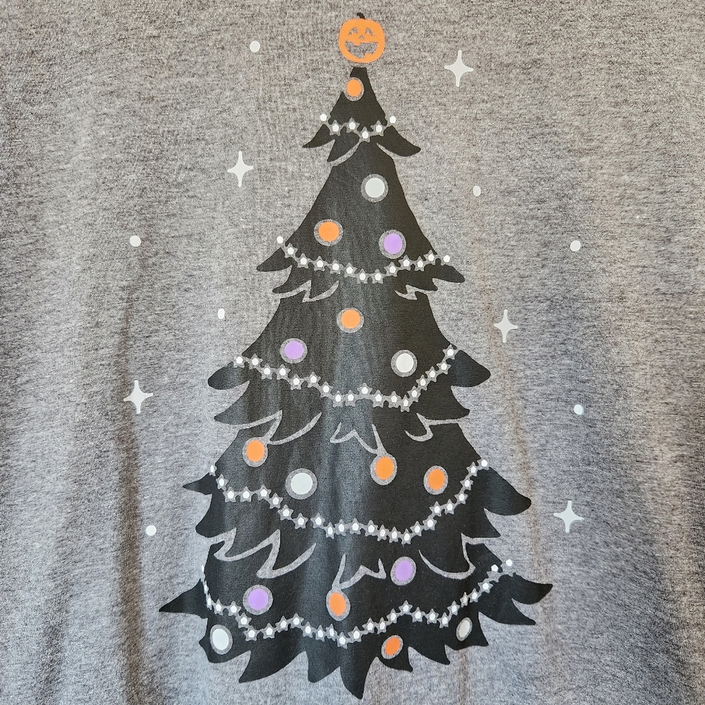 Junior's Instant Message Gray Halloween Tree Short Sleeve T-Shirt Size M - Picture 3 of 6